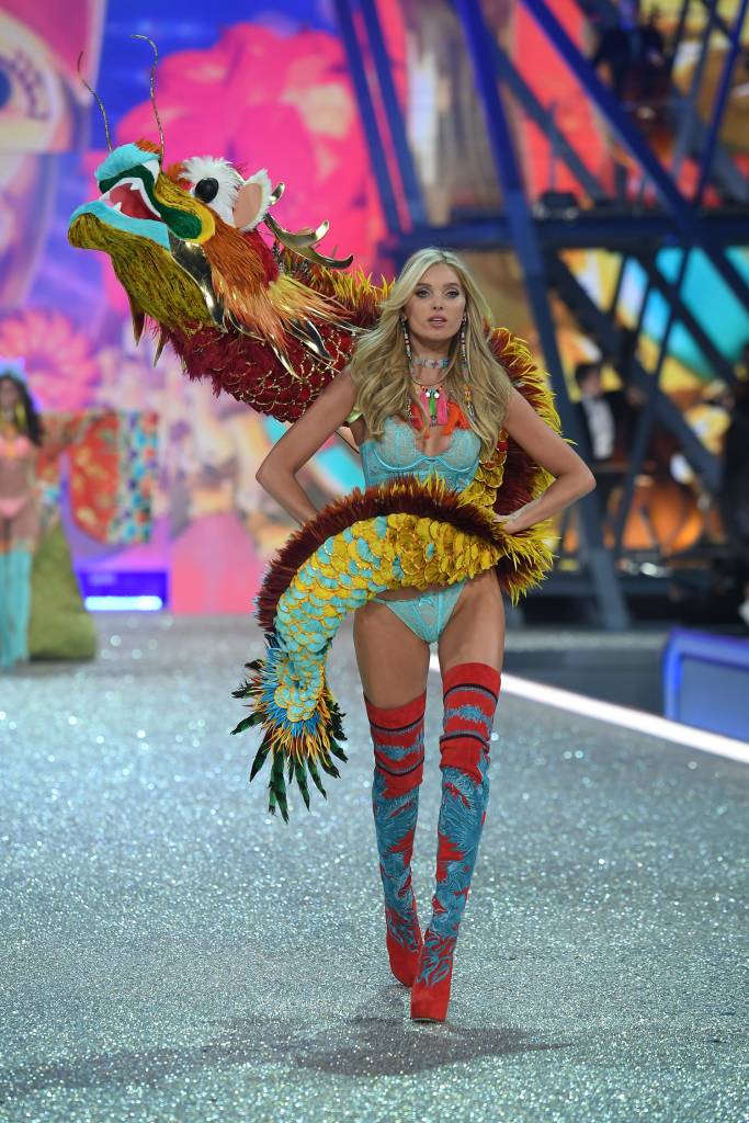 2016 Victoria's Secret Fashion Show em Paris