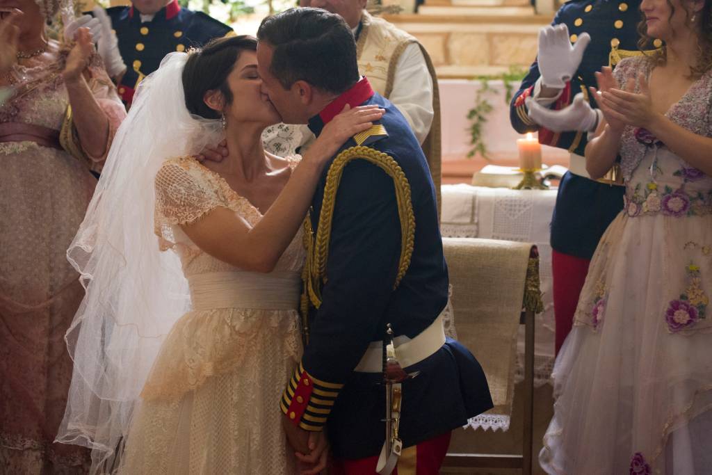 O look noiva da Mariana, de Orgulho e Paixão, tem um detalhe bem inusitado