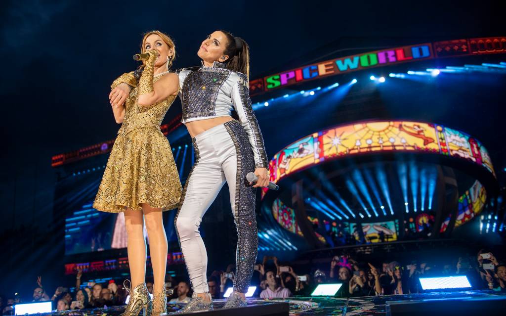 spice-girls-figurinos-da-nova-turne 361758_883230_sg_dublin_timms_0049