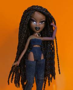 Boneca Bratz da cantora Iza Boneca Bratz da cantora Iza