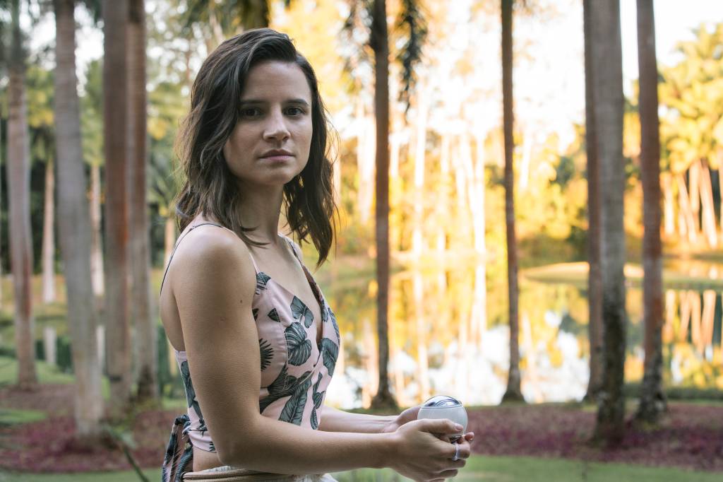 Bianca Comparato em ‘3%’ Bianca Comparato em '3%'