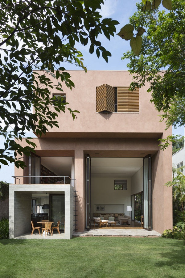 facada rosa Felipe Hess Arquitetos 4-felipe-hess-arquitetos