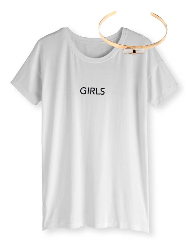 Camiseta de algodão, Riachuelo, R$ 40, tel. (11) 2739 1960. Choker de metal, Djaya Levy, R$ 540, djayalevy.com.br. Camiseta de algodão, Riachuelo, R$ 40, tel. (11) 2739 1960. Choker de metal, Djaya Levy, R$ 540, djayalevy.com.br.
