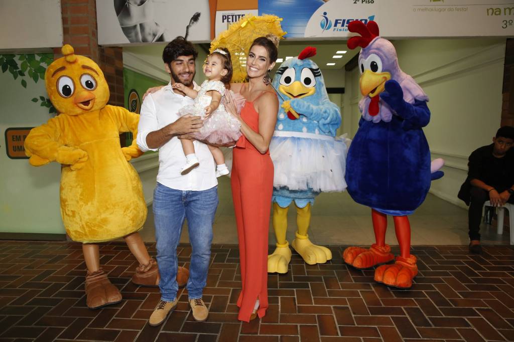 Aniversário da Maria Flor, filha de Deborah Secco Aniversário da Maria Flor, filha de Deborah Secco