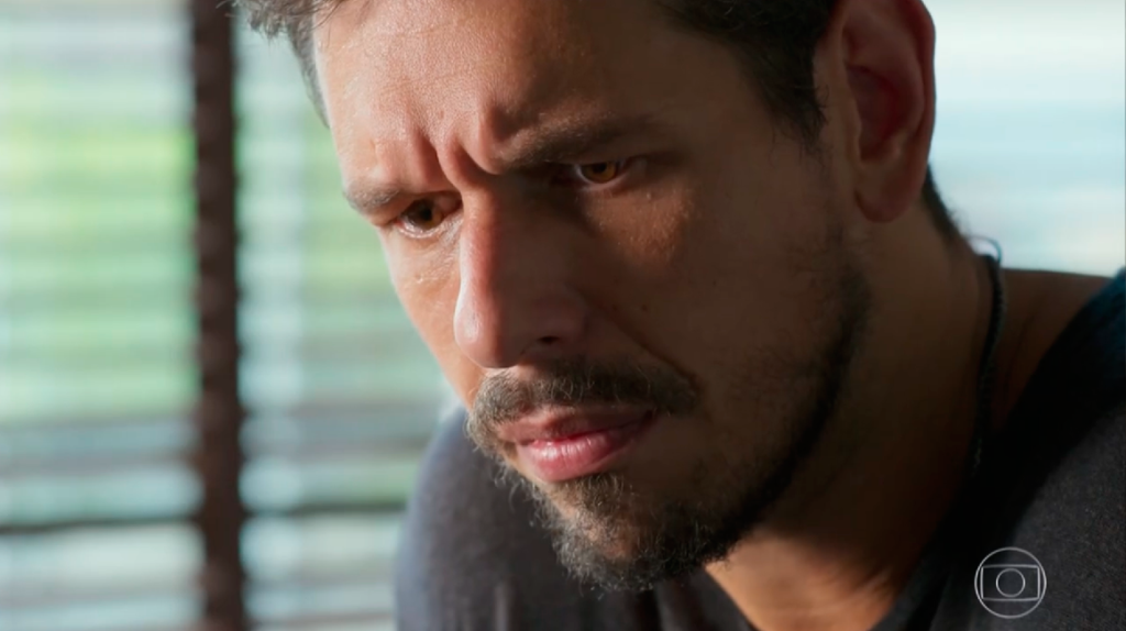 Alain de ‘Espelho da Vida’ terminará novela sem Cris e Isabel