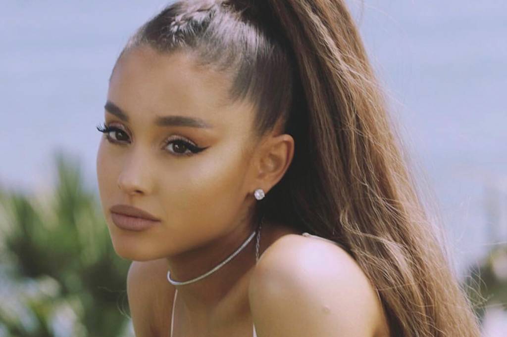 Para Ariana Grande, Deus é uma mulher e ela está certíssima