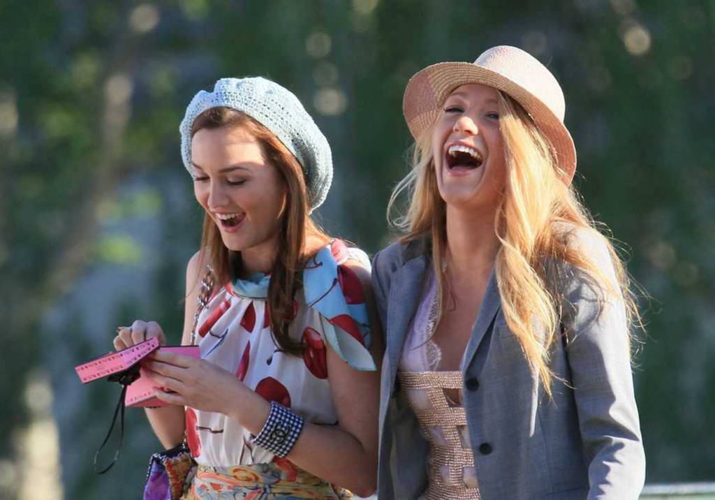 OMG! Criadores de ‘Gossip Girl’ vão produzir a continuação da série