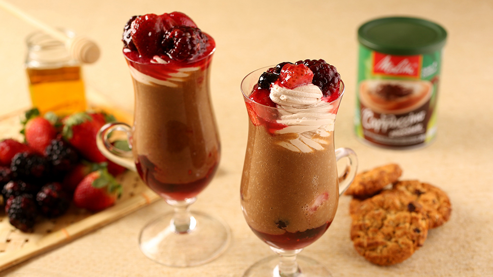 cappuccino_de_chocolate_com_frutas_vermelhas cappuccino_de_chocolate_com_frutas_vermelhas