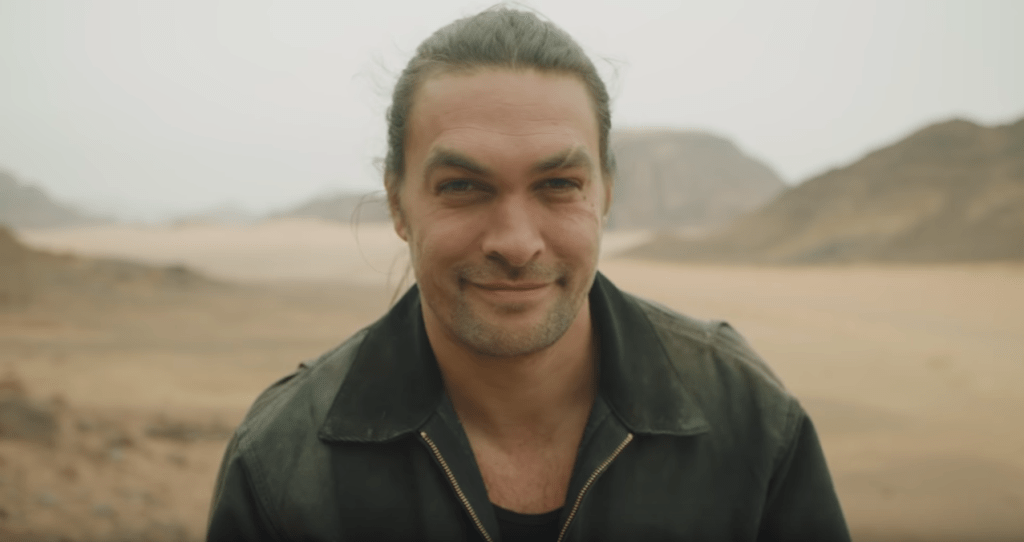 Jason Momoa tira a barba sete anos após cultivá-la por causa nobre contra uso excessivo de plásticos Jason Momoa tira a barba sete anos após cultivá-la por causa nobre contra uso excessivo de plásticos