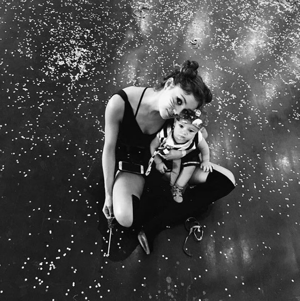 Sophie Charlotte posta a foto mais meiga do carnaval