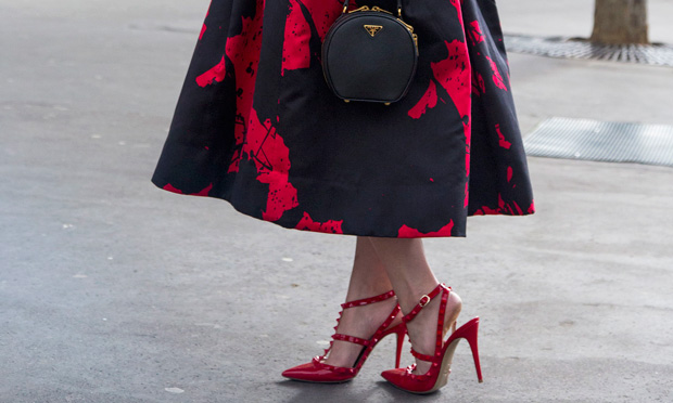 De saia no inverno: saiba como tirar um bom proveito da saia mídi