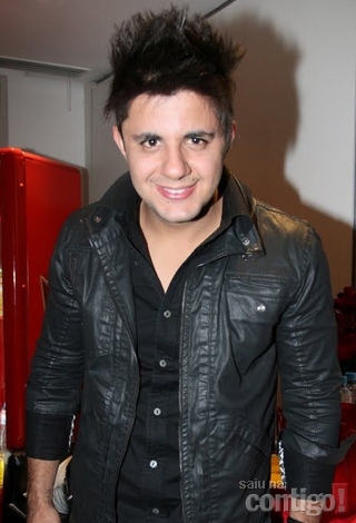 Novo disco de Cristiano Araújo terá composições assinadas pelo cantor