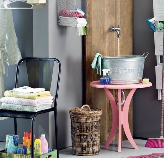 Decoração com acabamento metálico Decoração com acabamento metálico