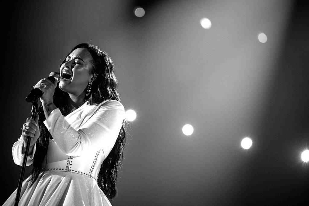 Triunfante, Demi Lovato faz performance devastadora no Grammy 2020