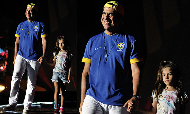 Durval Lélys prepara lançamento de canção composta pela filha