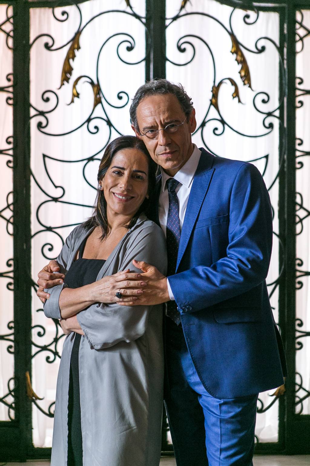 Elizabeth (Gloria Pires) e Henrique (Emílio de Mello) elm “O Outro Lado do Paraíso”