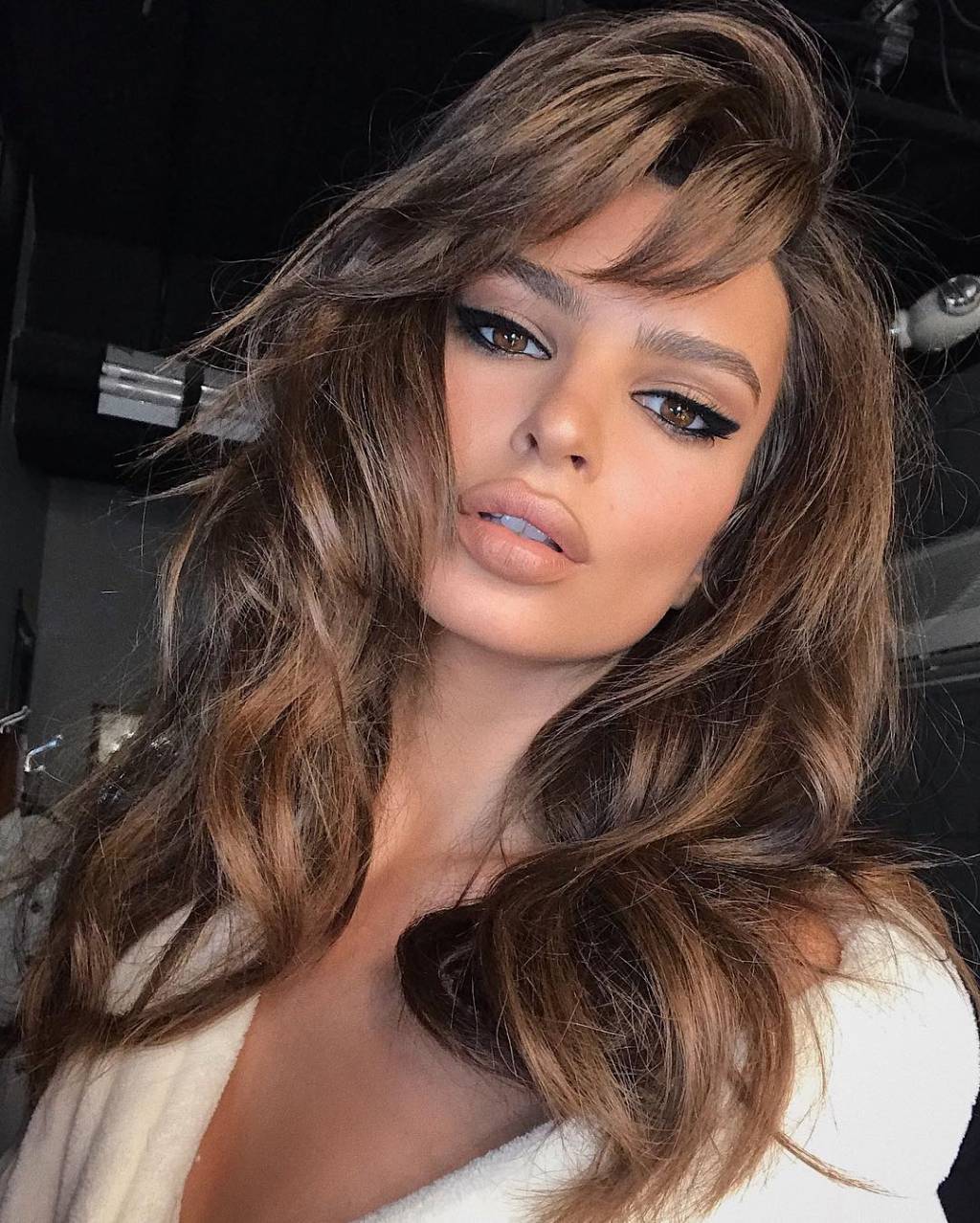 EMRATA-DIRTY-BRUNETTE emrata-dirty-brunette