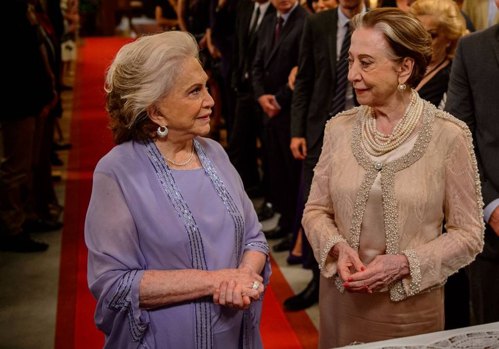 Estela (Nathalia Timberg) e Teresa (Fernanda Montenegro)