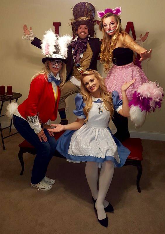 fantasias-de-grupo-para-o-carnaval-alice-no-pac3ads-das-maravilhas