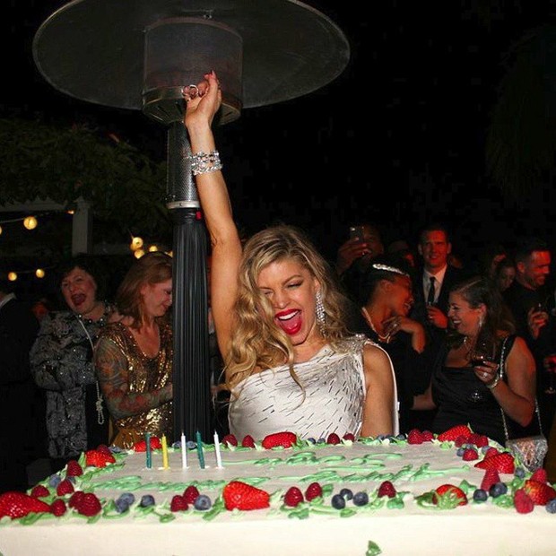 Cantora Fergie celebra seus 40 anos