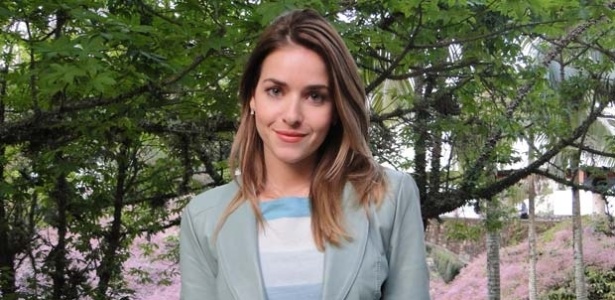 Fina Estampa: Guaracy salva Beatriz de um terrível linchamento