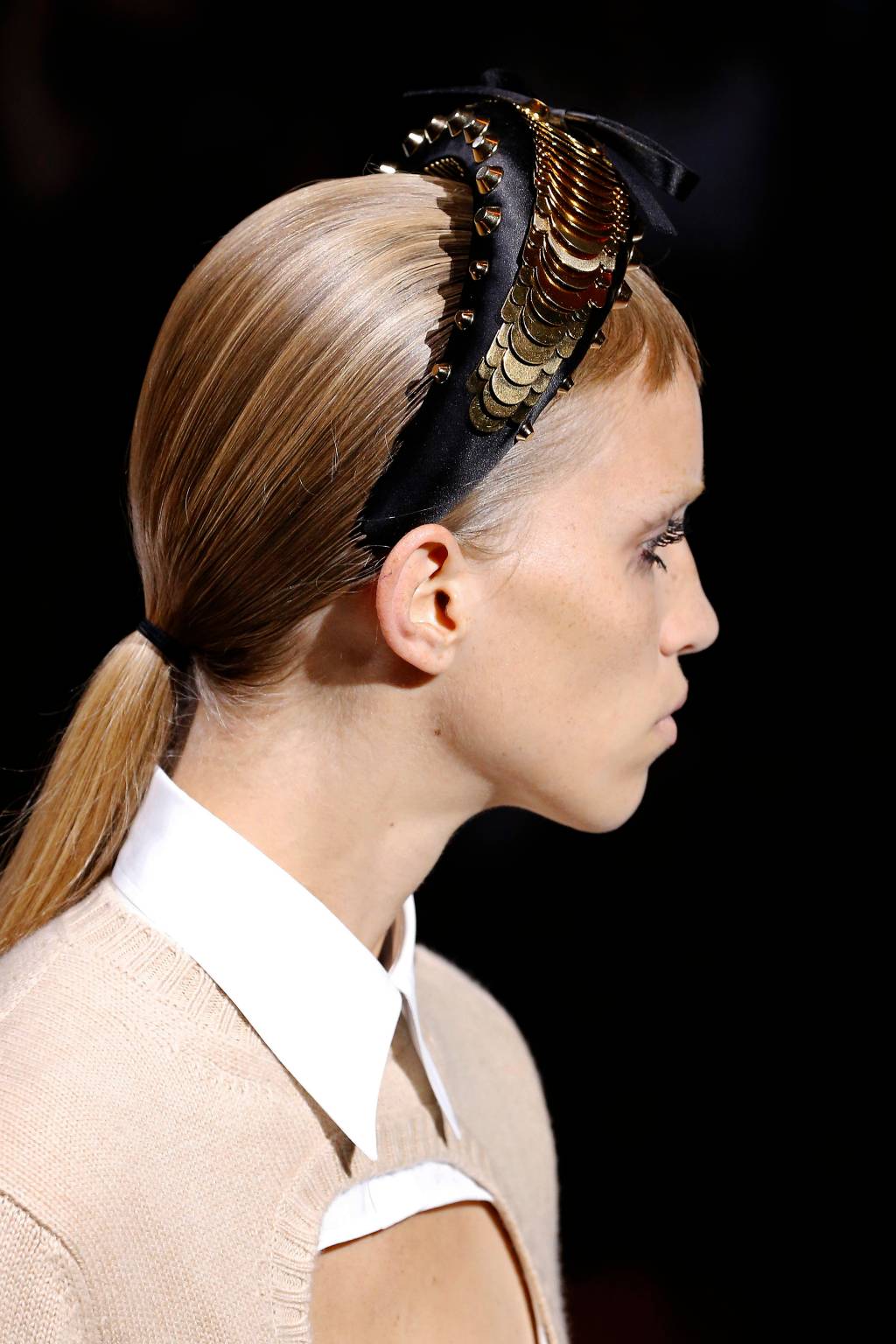 tiaras-inverno-2019-desfile-prada Prada – Details – Milan Fashion Week Spring/Summer 2019