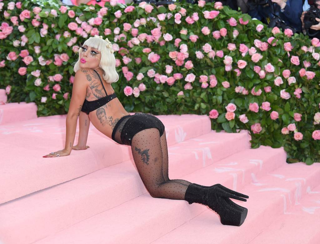 Os melhores looks do Met Gala 2019: Lady Gaga, Katy Perry, Card B e +
