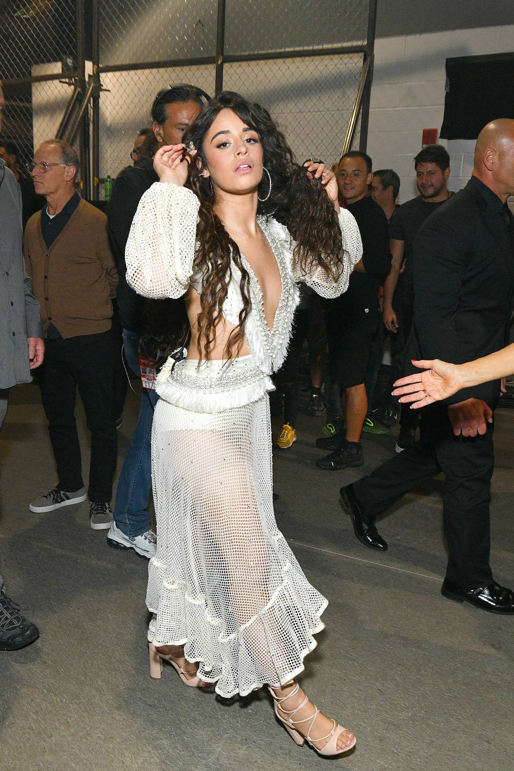 vestido-camila-cabello-patricia-bonaldi-vma-2019 2019 MTV Video Music Awards – Backstage