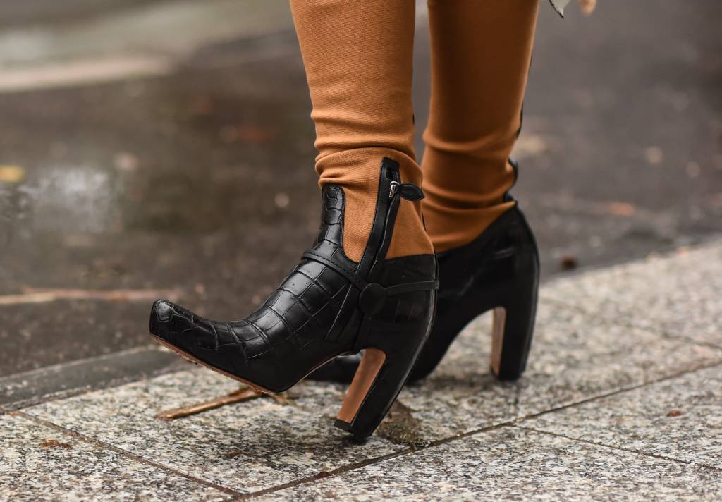 Paris Fashion Week: Street Style Paris Fashion Week: Street Style