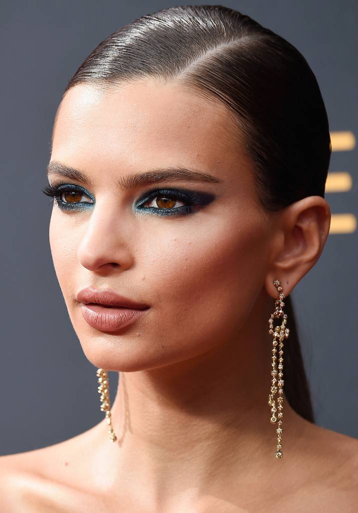 Sombra azul das famosas Sombra azul das famosas