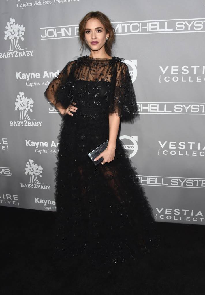 Jessica Alba no Baby2Baby Gala - Arrivals Jessica Alba no Baby2Baby Gala – Arrivals