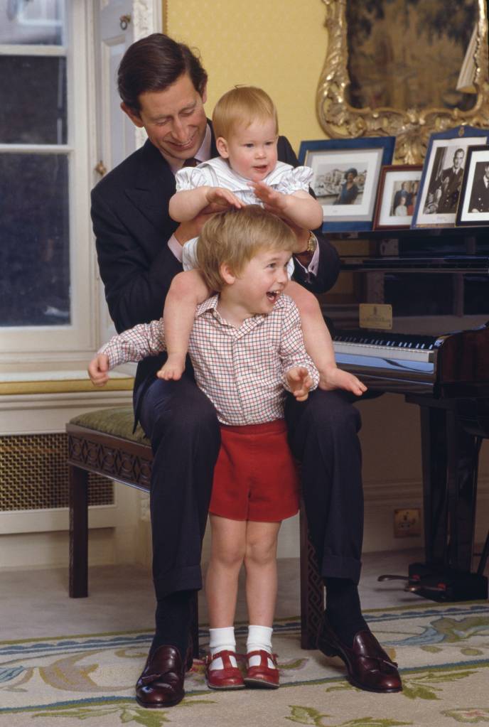 Príncipe Charles com William e Harry Príncipe Charles com William e Harry