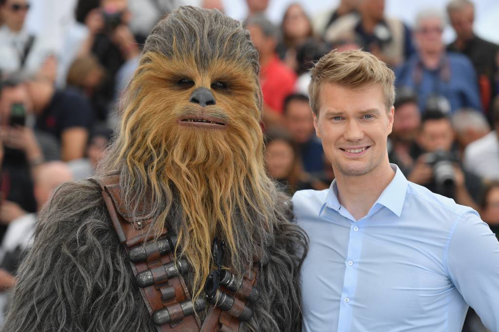 Joonas Suotamo de Chewbacca Joonas Suotamo de Chewbacca