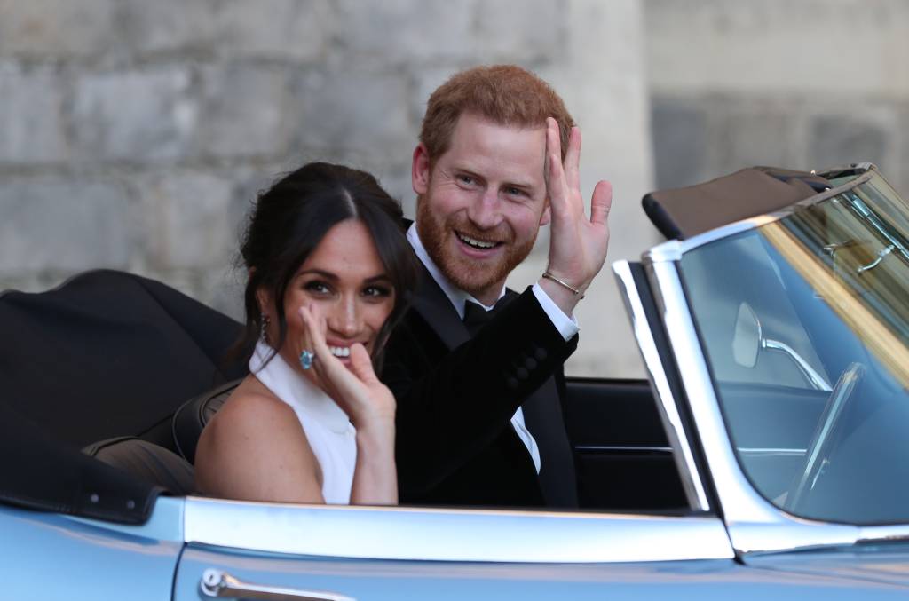 Casamento real harry e meghan no jaguar