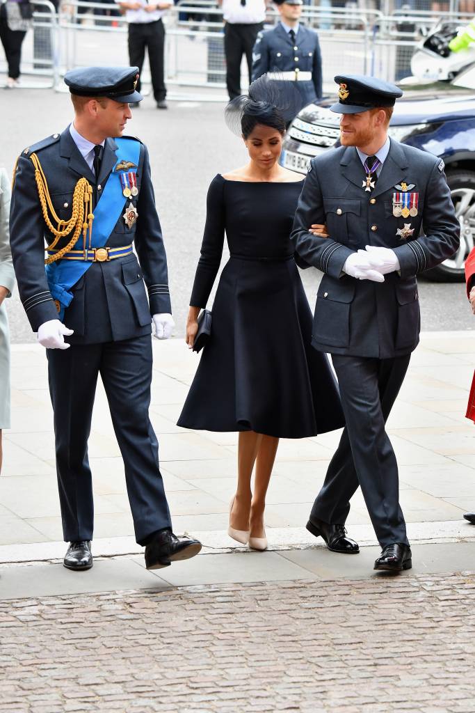 Meghan Markle vestido preto Meghan Markle vestido preto
