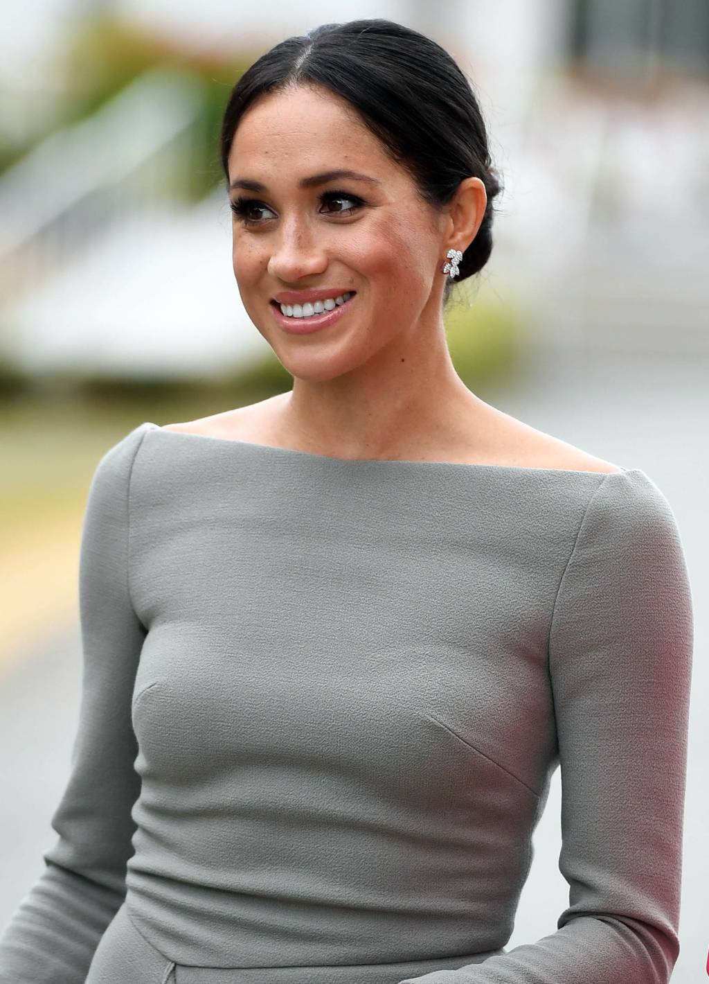 Meghan Markle quebra o único protocolo real possível com look jeans