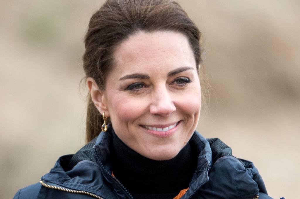 Kate Middleton fica estilosa até mesmo com calça skinny e coturno
