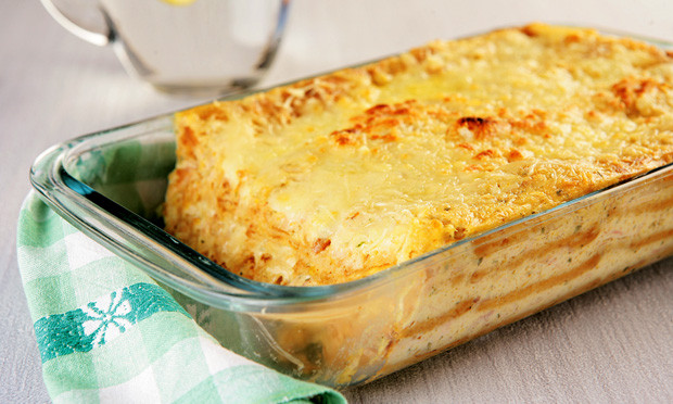 Lasanha de biscoito salgado Lasanha de biscoito salgado