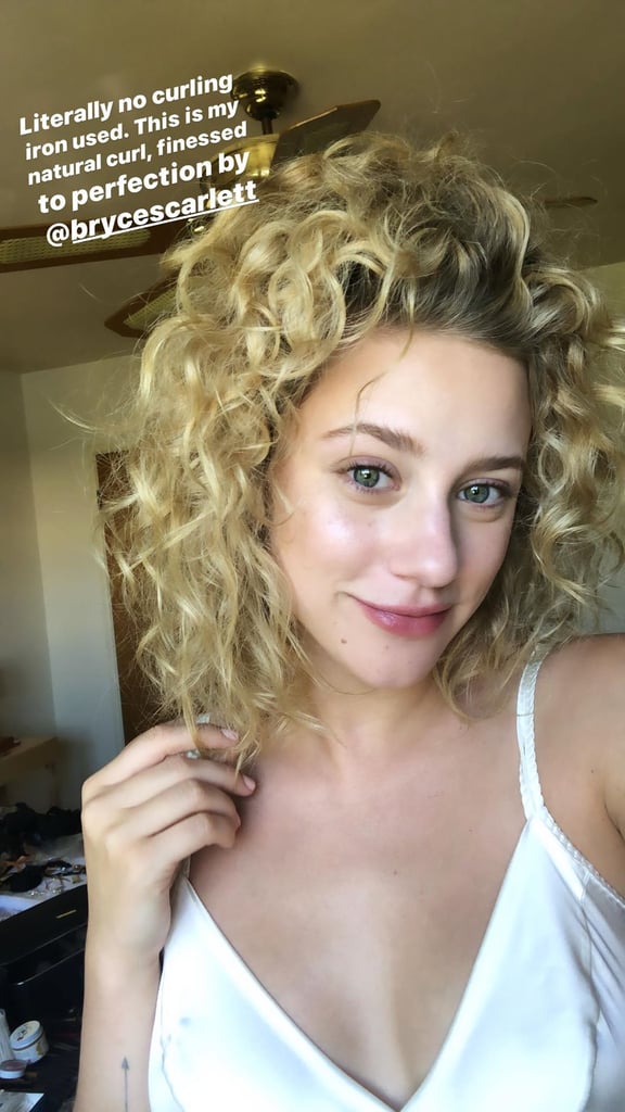 lili-reinhart-cabelo-natural-cacheado lili-reinhart-cabelo-natural-cacheado