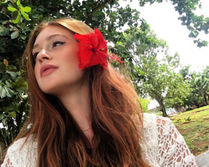 <strong>Marina Ruy Barbosa<strong/> <strong>Marina Ruy Barbosa<strong/>