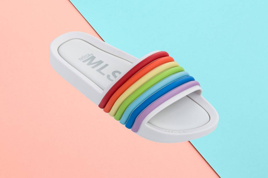 melissa-beach-slide-rainbow