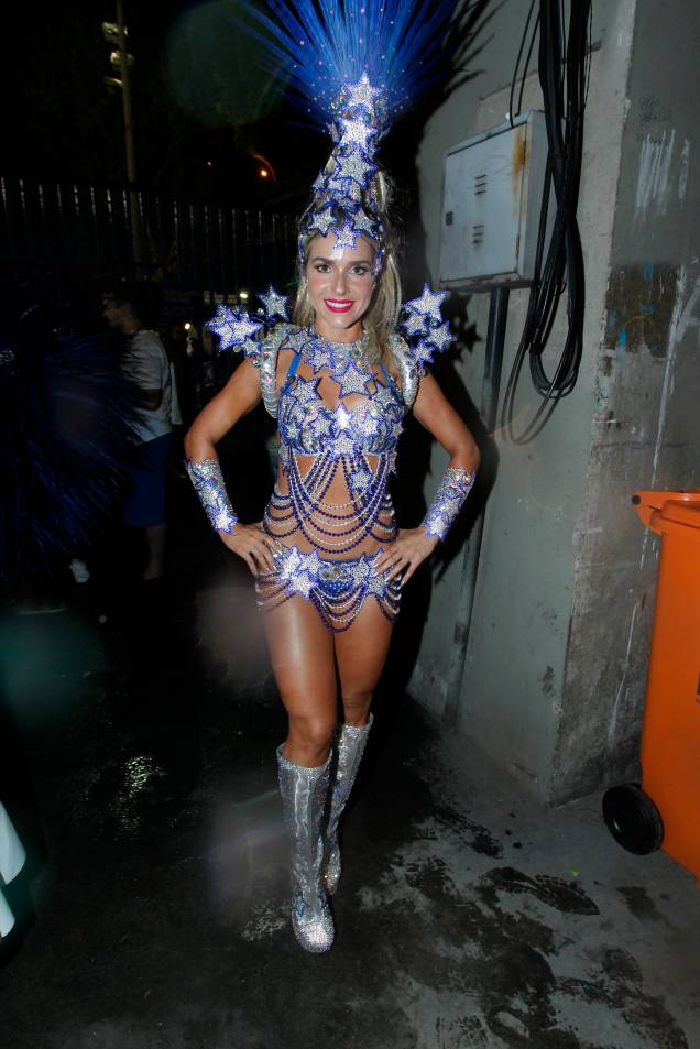 Monique Alfradique Monique Alfradique