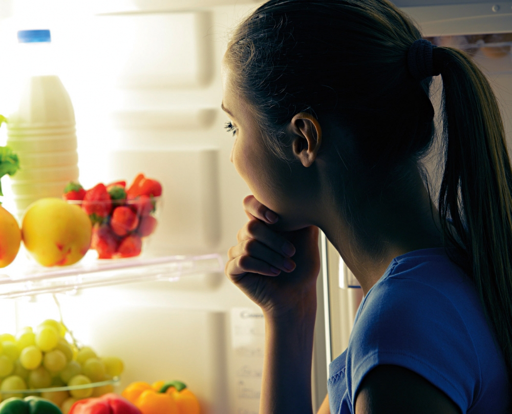 Controle a fome noturna e emagreça