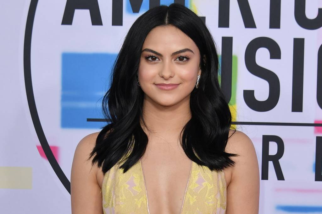 Atriz de Riverdale revelou o motivo por desistir de fazer dietas