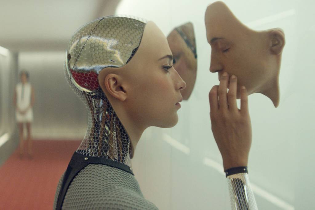 EX MACHINA