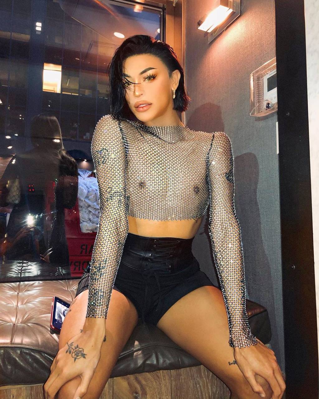 Pabllo recusa prêmio e explica, mais uma vez, que não é uma mulher trans