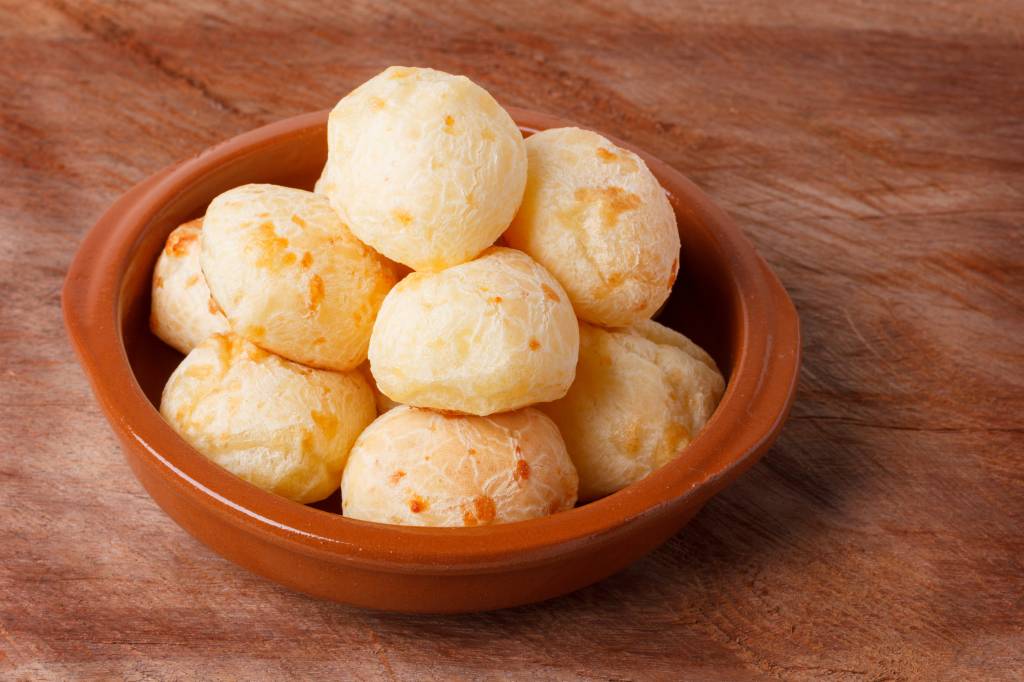 Básicos da cozinha: como fazer pão de queijo bem fofinho