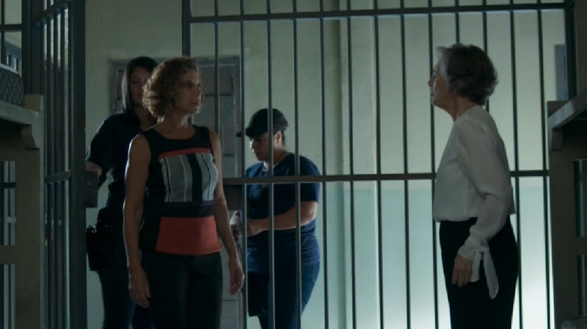 pega-pega-ultimo-capitulo-ligia-presa-com-sabine