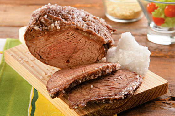 Picanha na pressão com sal grosso Picanha na pressão com sal grosso
