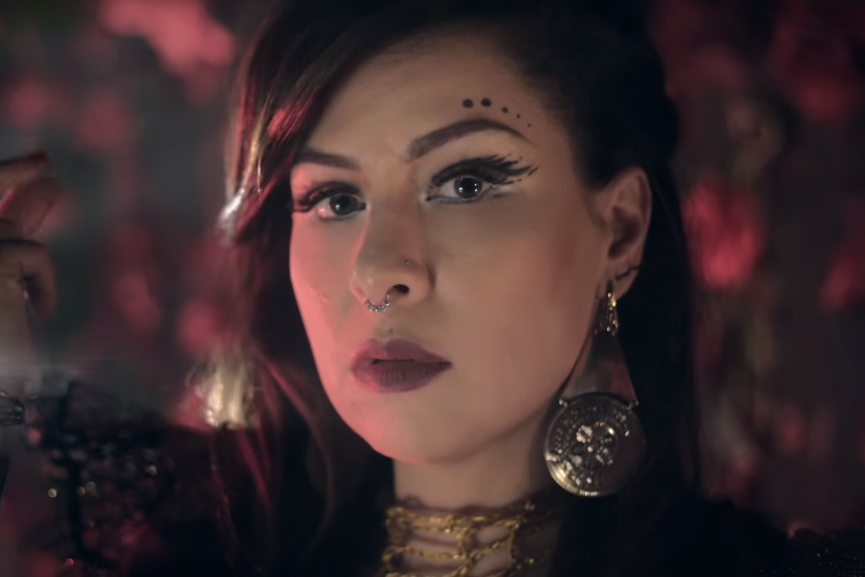 Pitty voltou com tudo no novo clipe de “Contramão”